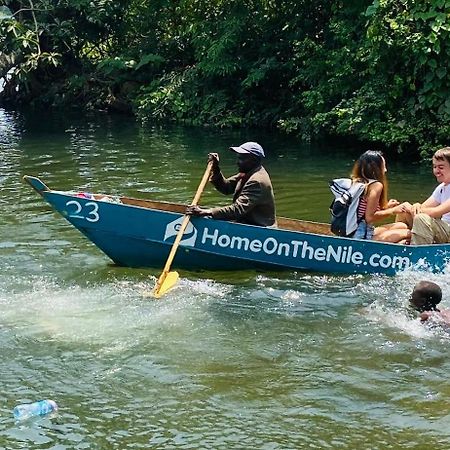 Home Onthe Nile Dorm Джинджа Екстериор снимка